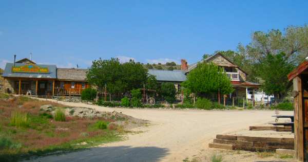 The Belmont Inn and Saloon